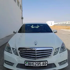 Mercedes-Benz E350 2011