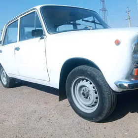 Lada 2104 1980