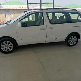 Toyota Sienna 2001