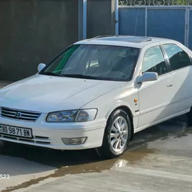 Toyota Camry 1998