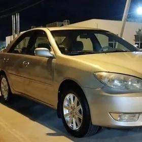 Toyota Camry 2003