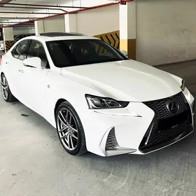 Lexus IS 300 2018