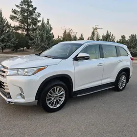 Toyota Highlander 2019