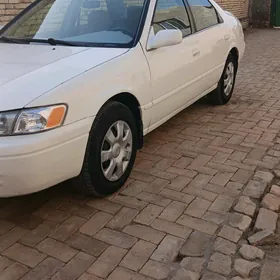 Toyota Camry 1997