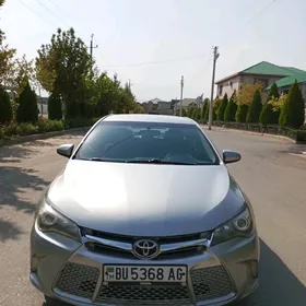 Toyota Camry 2015