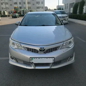 Toyota Camry 2012