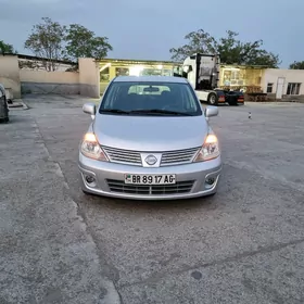 Nissan Versa 2010