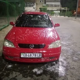 Opel Astra 2000