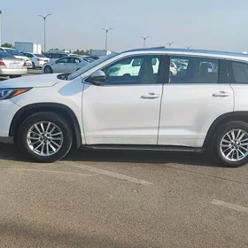 Toyota Highlander 2018