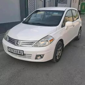 Nissan Versa 2010