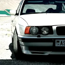 BMW 5 Series 1990