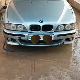 BMW E39 2002