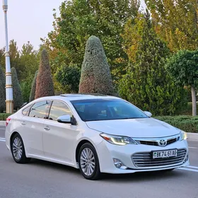 Toyota Avalon 2013