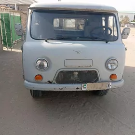 UAZ 2206 2000