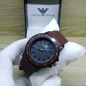 Emporio Armani  sagat часы