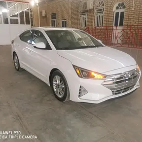 Hyundai Elantra 2019