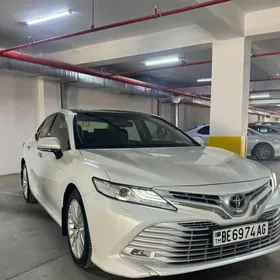 Toyota Camry 2018