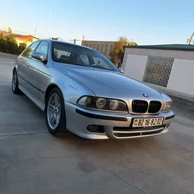 BMW E39 2003