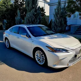 Lexus ES 350 2019