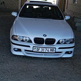 BMW E39 1999