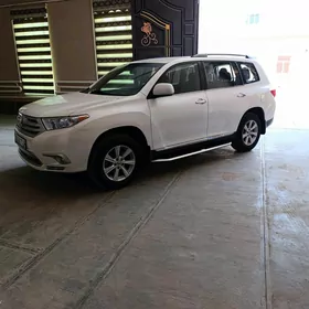 Toyota Highlander 2011