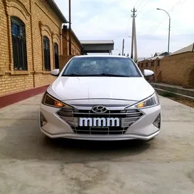 Hyundai Elantra 2020