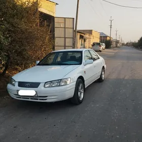 Toyota Camry 1999