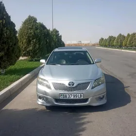 Toyota Camry 2011