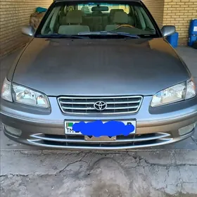 Toyota Camry 1998