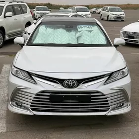 Toyota Camry 2023