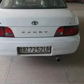 Toyota Camry 1993