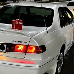 Toyota Camry 1998