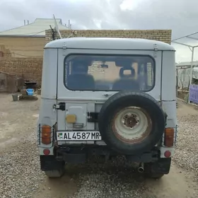 UAZ 469 2000