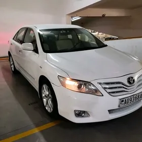 Toyota Camry 2010