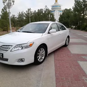 Toyota Camry 2010