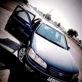 Toyota Camry 2001