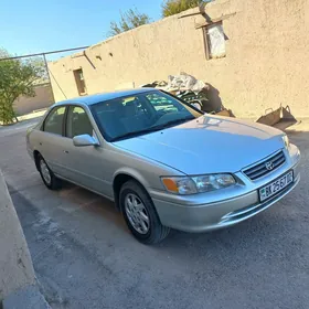 Toyota Camry 2001