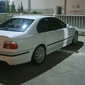 BMW E39 2002