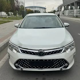 Toyota Camry 2017