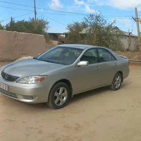 Toyota Camry 2003