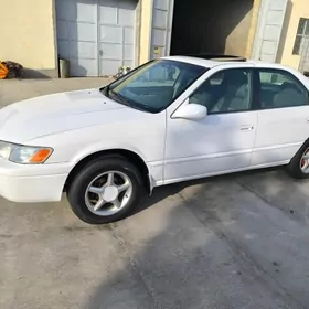 Toyota Camry 1998