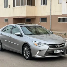 Toyota Camry 2017