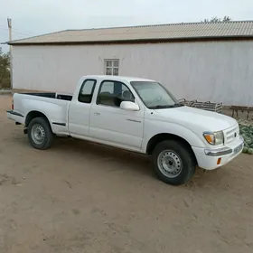 Toyota Tacoma 2000