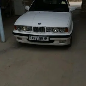 BMW 525 1990