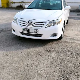 Toyota Camry 2010