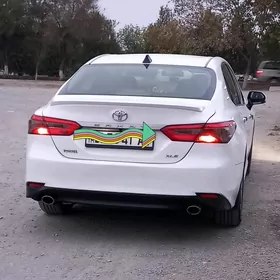 Toyota Camry 2018