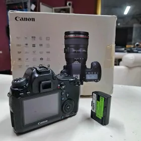 Canon 6D (body)