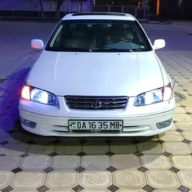 Toyota Camry 2000