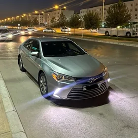 Toyota Camry 2016