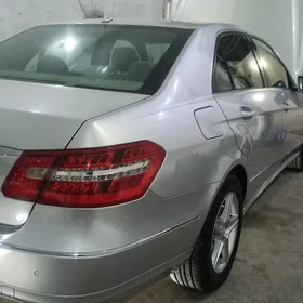 Mercedes-Benz E350 2010